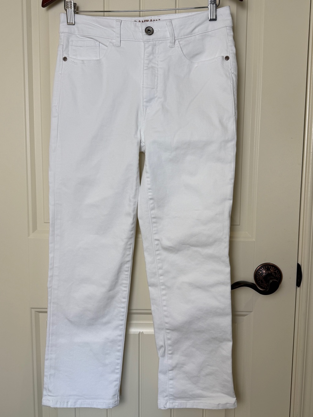 Santana Jeans Women’s Size 6 White Mid Rise Capri Jeans Tummy Control NWT
